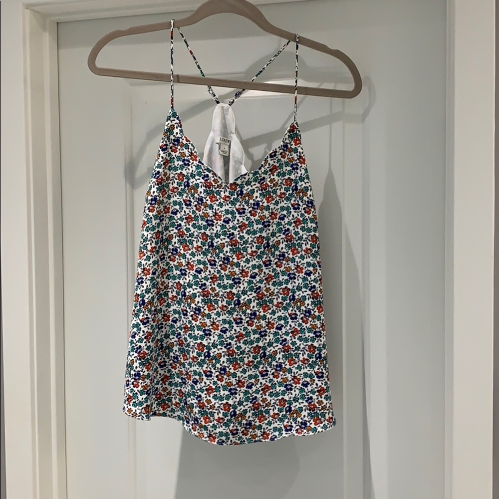Floral scallop tank top